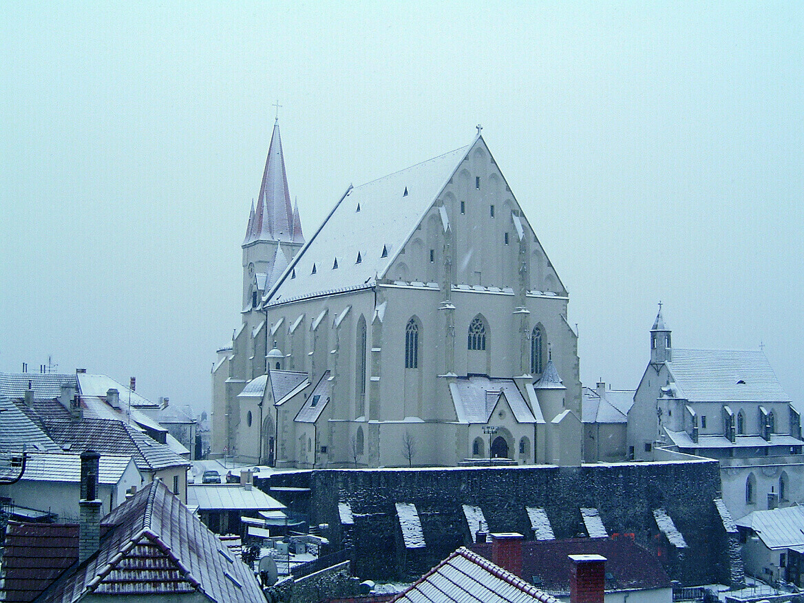 Drozdová Lenka - Lenka  Drozdová  -  Znojmo, kostel sv. Mikuláše v zim   2005
