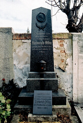 Heinrich Fiby - náhrobek