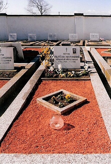 Antonie Hasmandová – Matka Marie Vojtcha, hrob